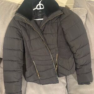 ZARA Women's Black Puffer Jacket